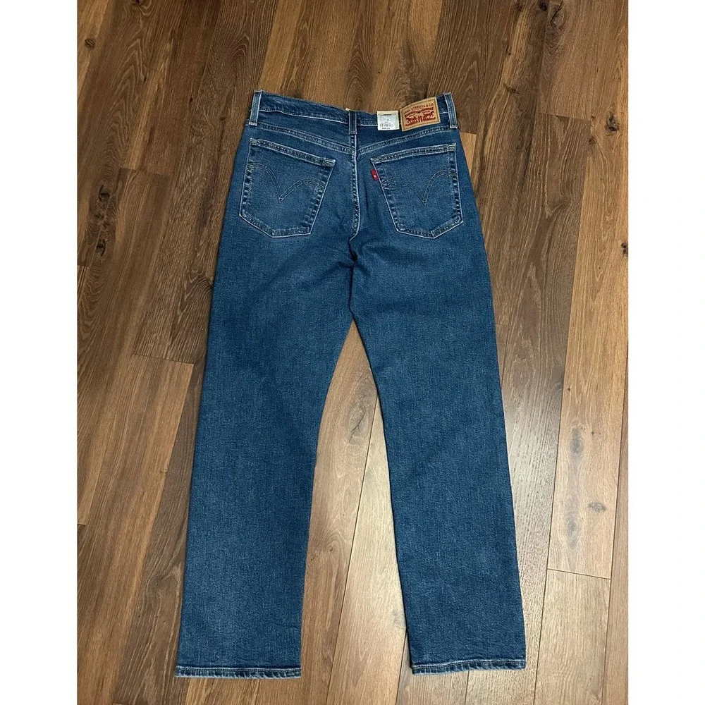 NEW Levi’s Wedgie Straight Leg Light Wash Blue Denim Distressed Jeans - Picture 6 of 6